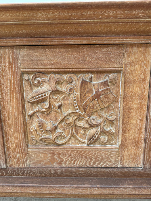 SMALL LINEN FOLD GOTHIC OAK SERVER