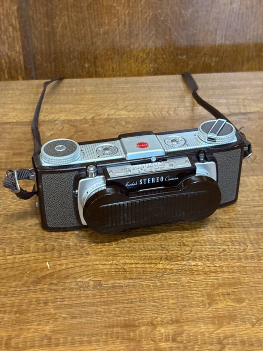 1954 KODAK STERIO CAMERA WITH CASE