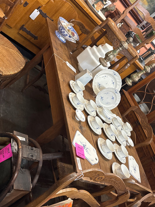 19TH CENTURY PEGGED SHAKER STYLE FARM TABLE