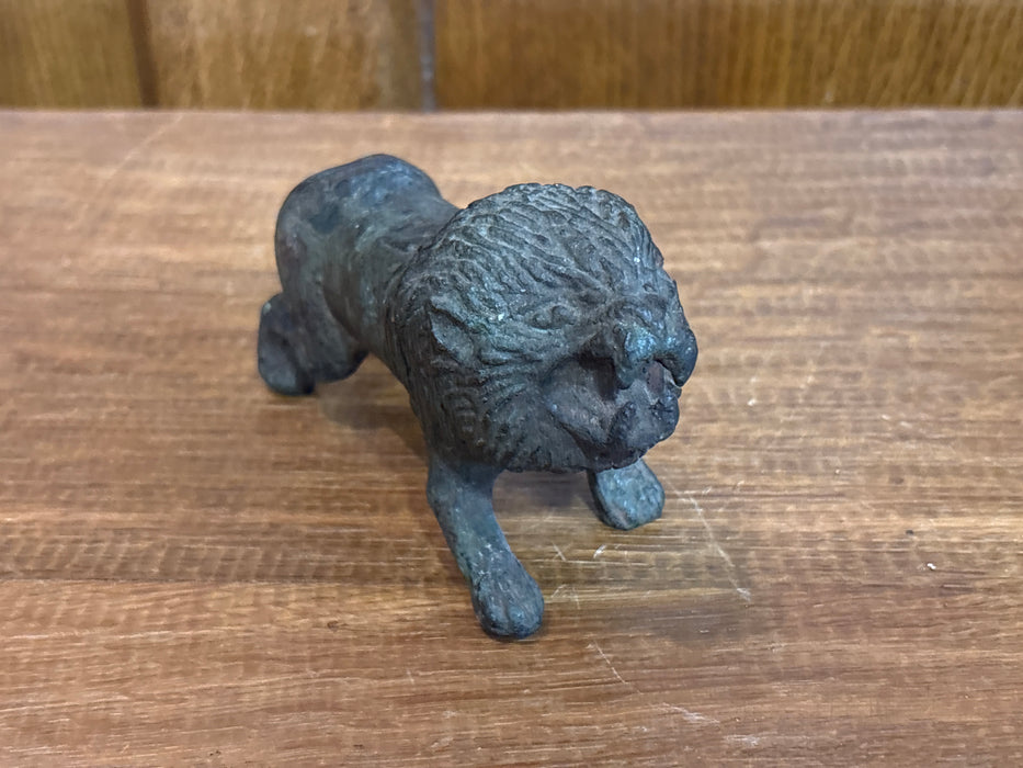 SMALL BRASS OR BRONZE LION