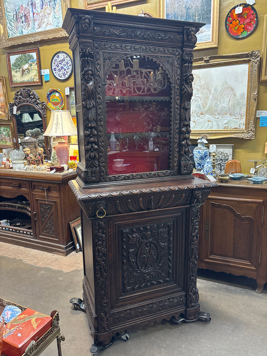 ANGEL CARVED NARROW GLASS TOP HUNT BOARD