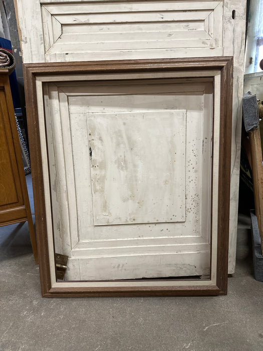 RUSTIC FRAME WITH LINEN FILET