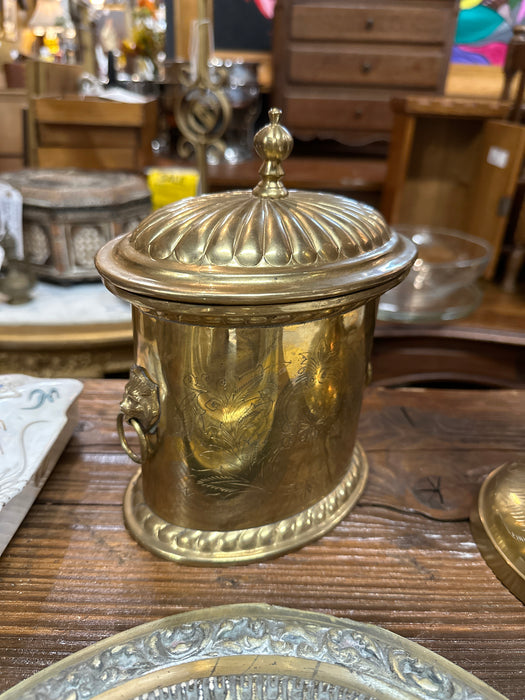 BRASS CONTAINER WITH LID AND LION HANDLES