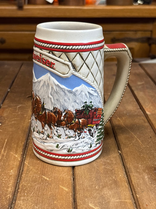 1985 COLLECTIBLE BUDWEISER STEIN