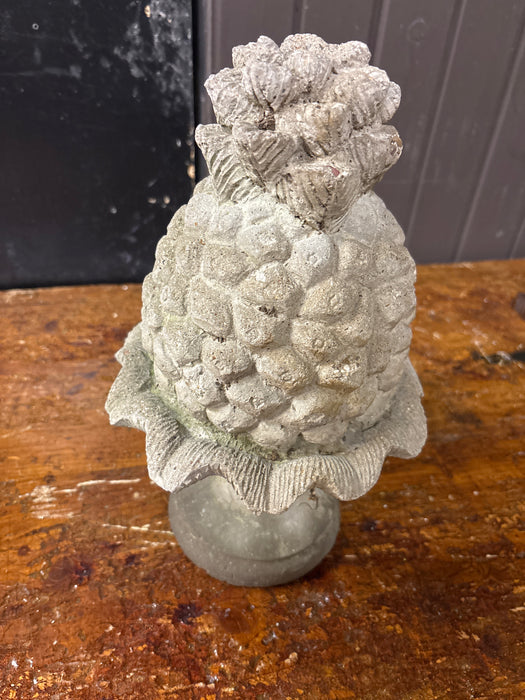 CONCRETE PINEAPPLE