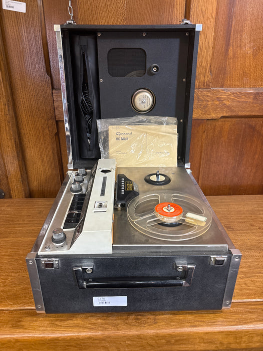 CONCORD AUTO TURNTABLE WITH 17 RECORDS