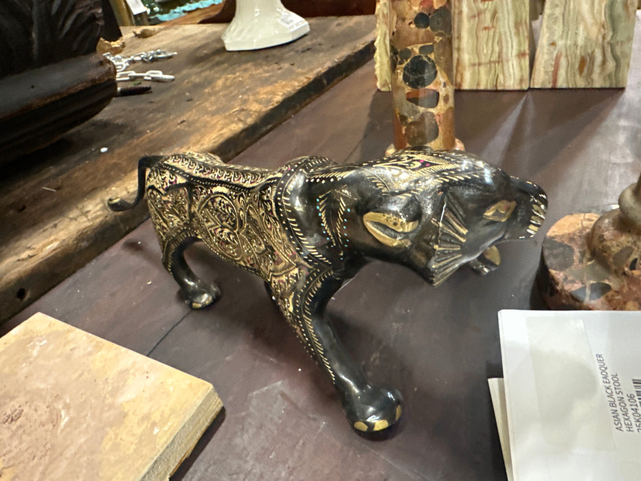 INCISED SILVER LEOPARD FIGURE