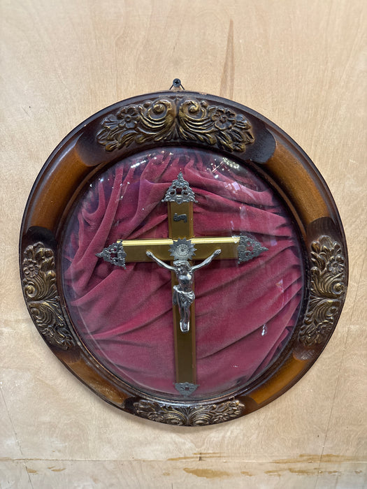 OVAL FRAMED CONVEX GLASS CRUCIFIX