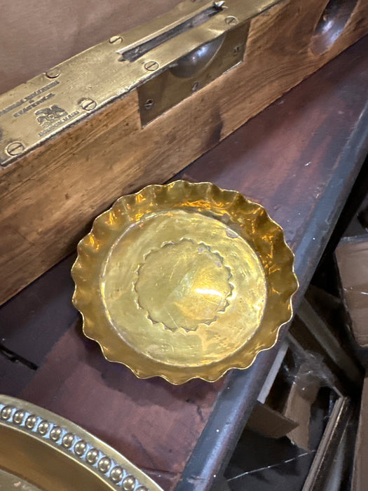 SMALL BRASS BOTTLE OPEN ASH TRAY