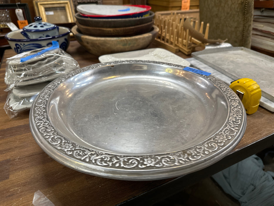 SILVERPLATE DISH WITH LAZY SUSAN ACTION