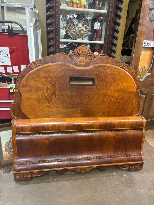 ART DECO BED WITH WATERFALL FRONT, SIDE RAILS AND SLATS