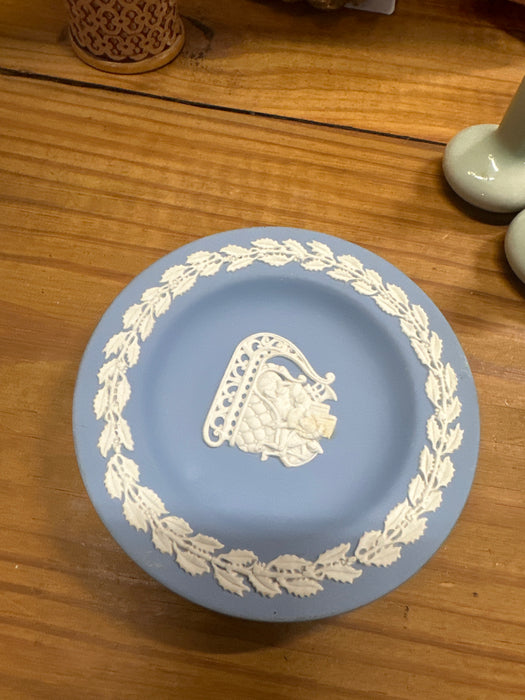 TINY JASPERWARE PLATE