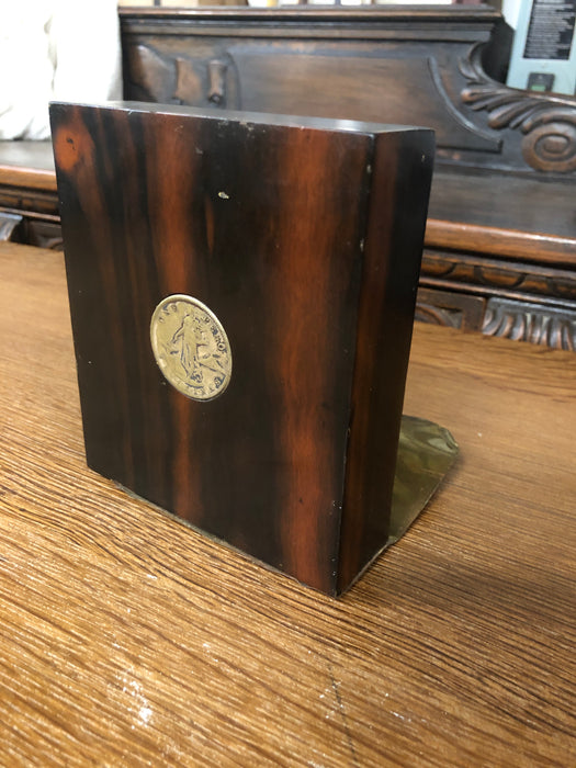WOOD BOOKEND WITH COIN