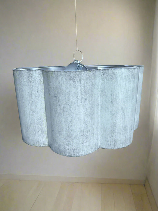 QUATROFOIL SHAPED MODERN LIGHT