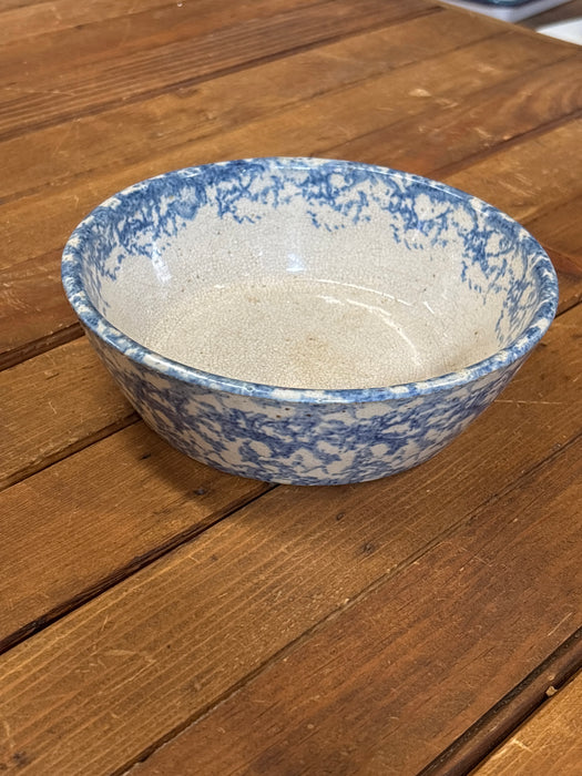 MEDIUM BLUE AND CREAM CRACKLE SPONGE WARE BOWL