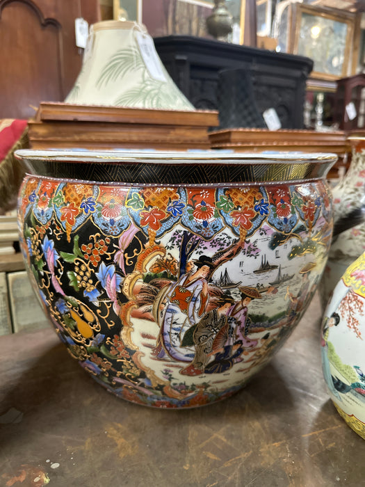 LARGE JAPANESE SATSUMA FISH BOWL