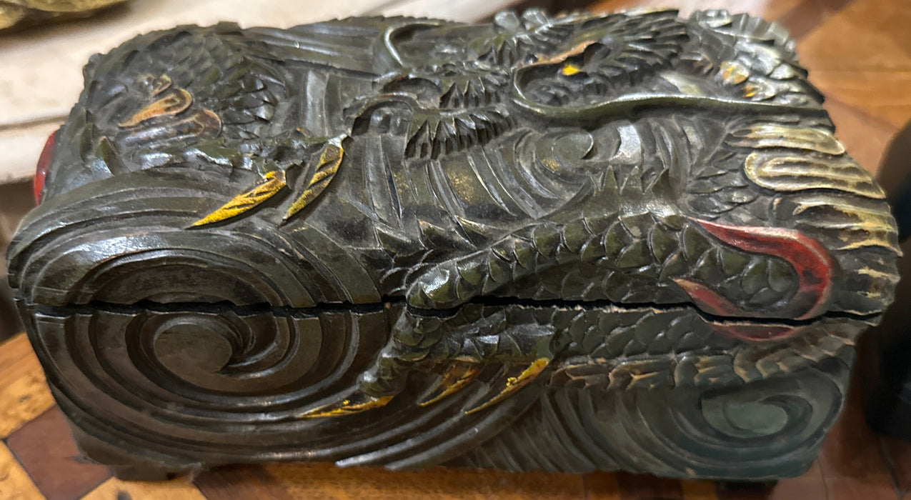 CARVED JAPANESE DRAGON MUSIC BOX