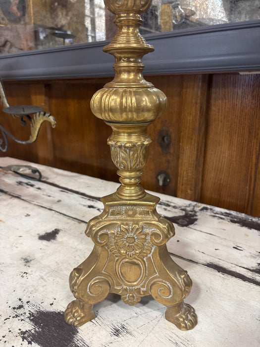 TALL SHINY BRASS PRICKET WITH FLOWER
