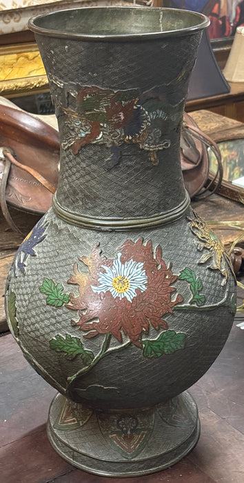 LARGE CHAMPLE VE VASE