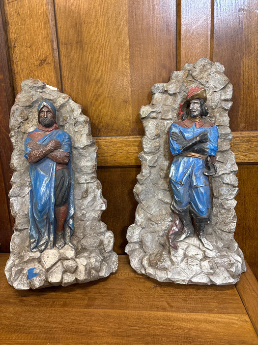PAIR OF SOLDIER CHAULK PLAQUES
