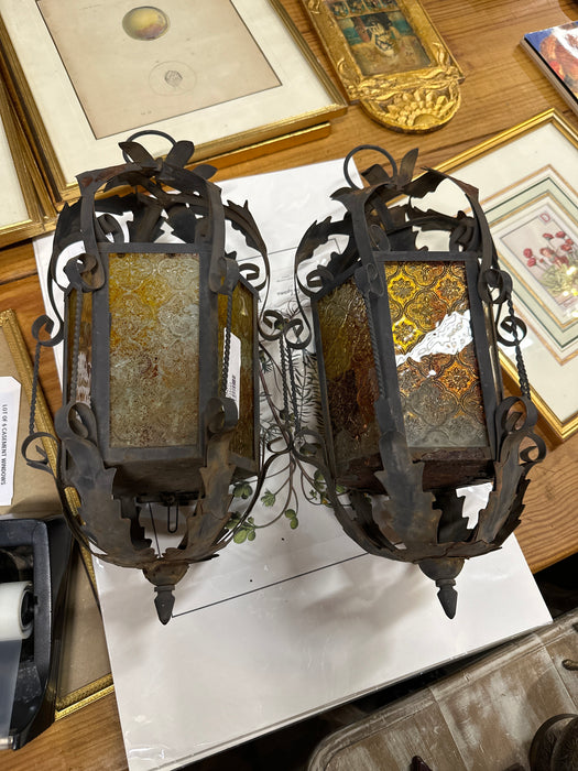 PAIR OF GOLD GLASS SMALL LANTERN