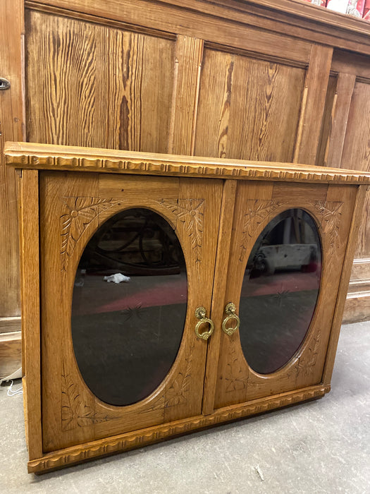 TWO DOOR OVAL ETCHED GLASS CABINET