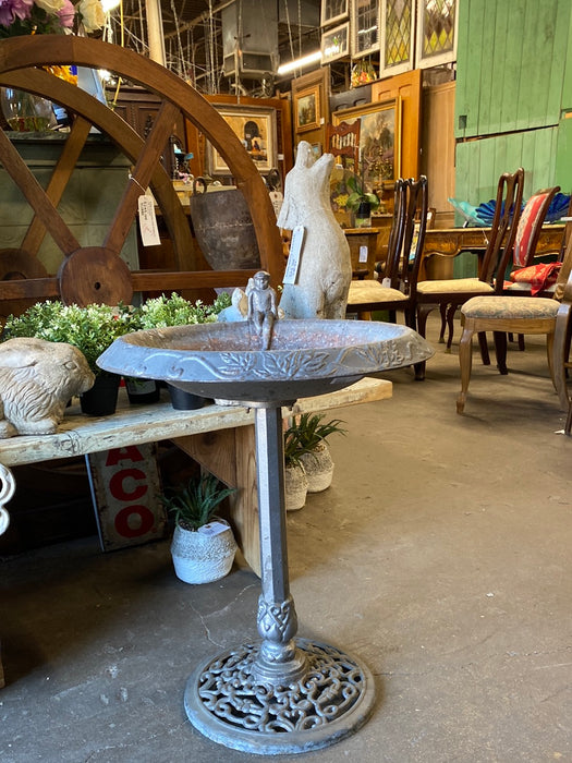 METAL BIRD BATH
