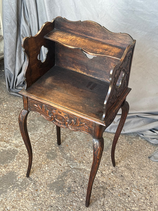 PETITE COUNTRY FRENCH STAND WITH SHELF AND QUATROFOIL