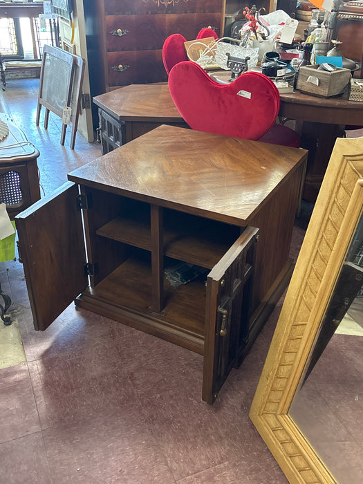 LARGE VINTAGE 2 DOOR SQUARE CABINET