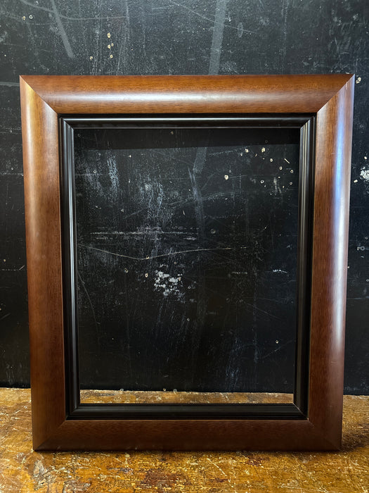 BEVELED WALNUT FRAME WITH BLACK FILET