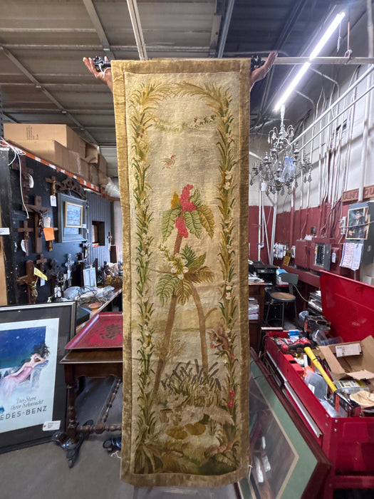 VINTAGE YELLOW TAPESTRY