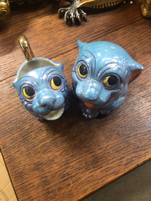 JAPANESE BLUE LUSTER PUPPY CREAM AND SUGAR