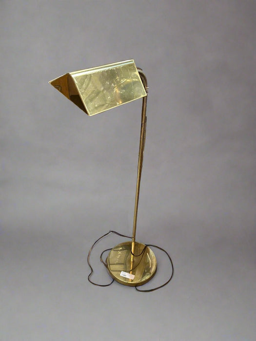 BRASS FLOOR LAMP