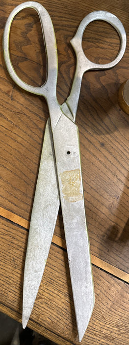 LARGE METAL SCISSORS
