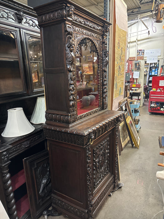 ANGEL CARVED NARROW GLASS TOP HUNT BOARD