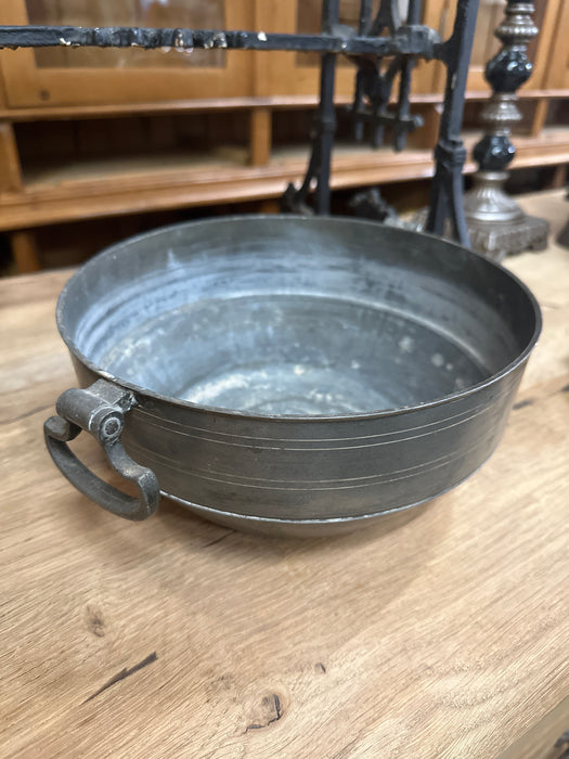 SHAPED PEWTER BOWL WITH HANDLES