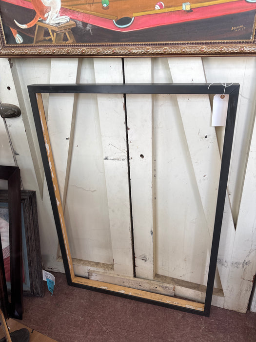 LARGE BLACK MODERN FRAME