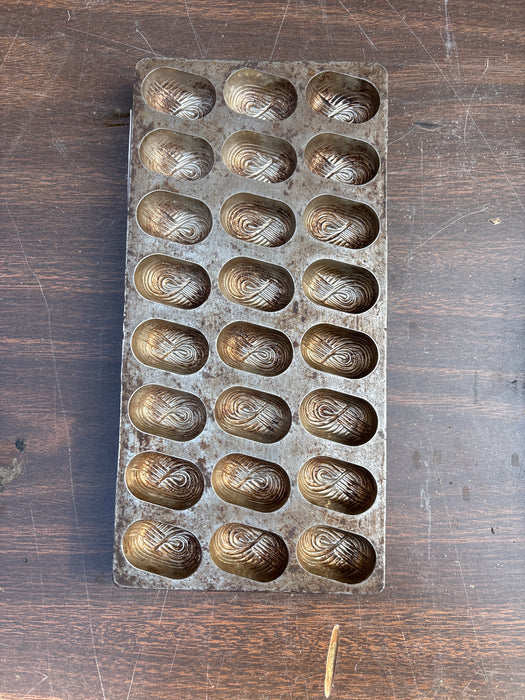 METAL CANDY MOLD