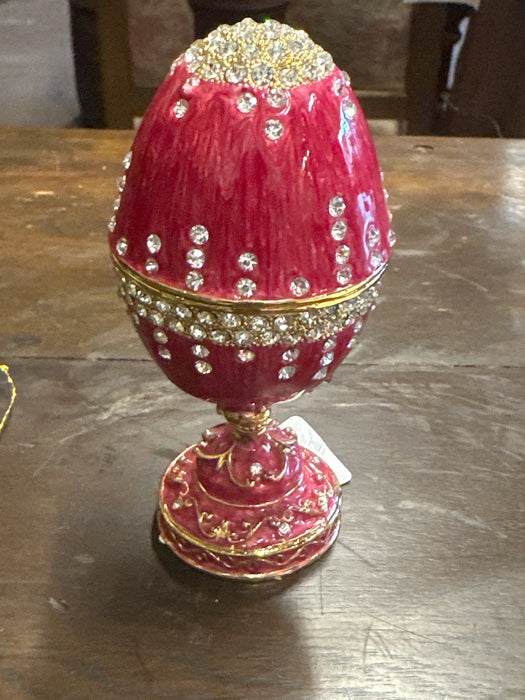 ENAMELED AND JEWELED EGG MUSIC BOX