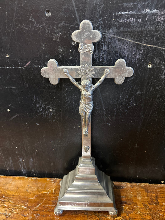 CHROME CRUCIFIX WITH TREFOILS