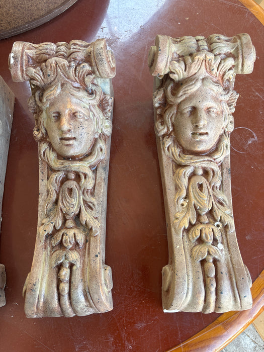 SET OF 4 LADY FACE PLASTER CORBELS