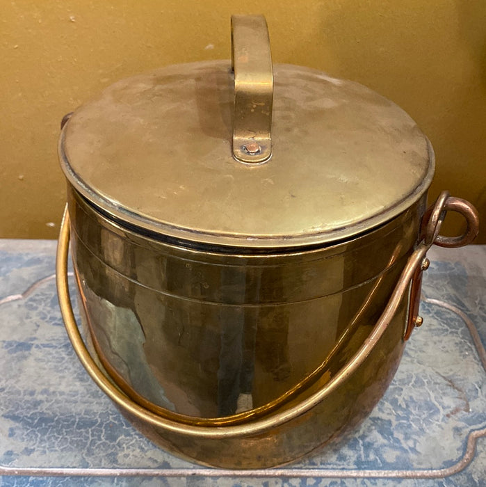 SMALL BRASS JAM POT WITH LID