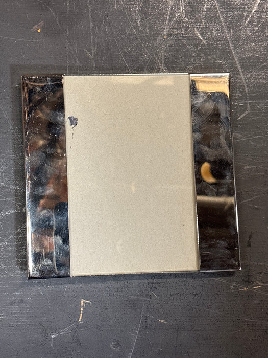 SMALL MODERN MIRRORED TABLE TOP FRAME