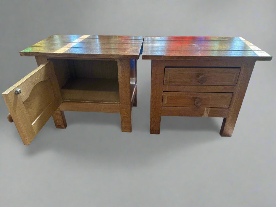 PAIR OF RUSTIC OAK SMALL NIGHTSTANDS