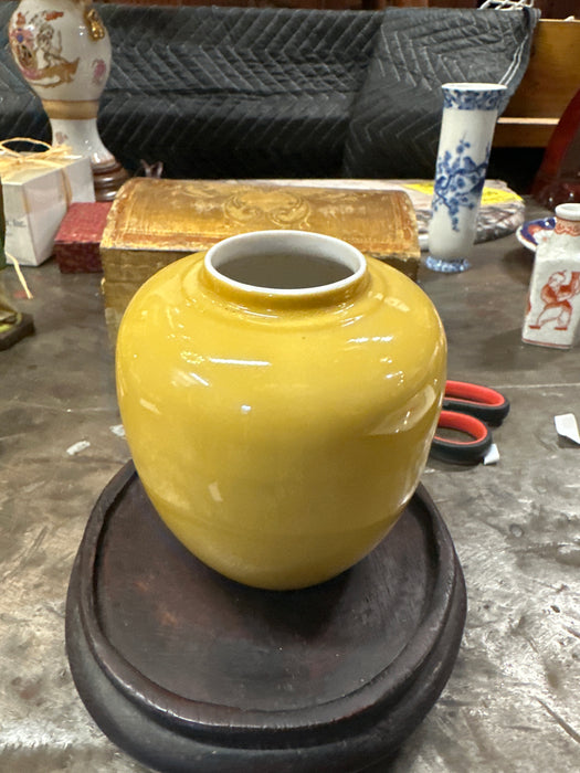 PORCELAIN  SQUAT MUSTARD COLORED VASE