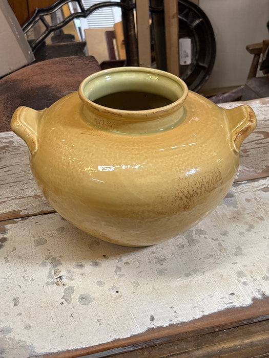 LARGE 1930'S DUNDEE ILLINIOS POTTERY VASE (DAVID H. HAEGER)