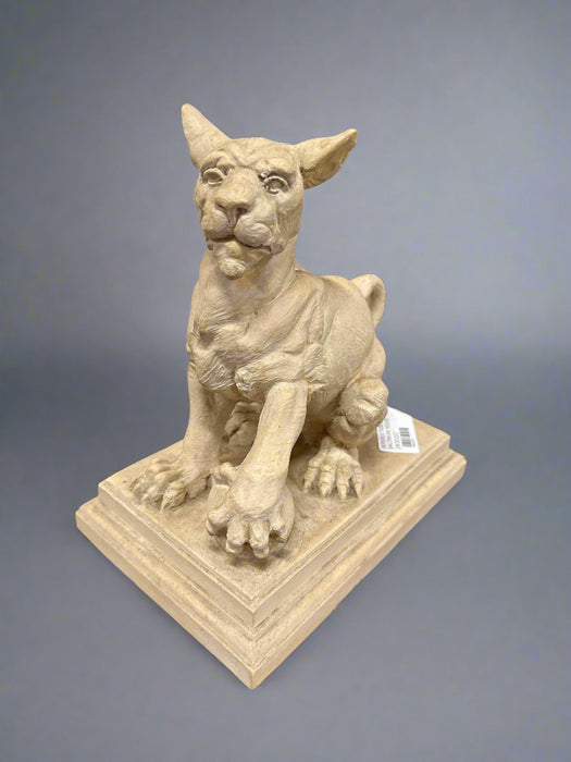 SMALL RESIN LION REPRODUCTION FROM BALTIMORE HOUSE