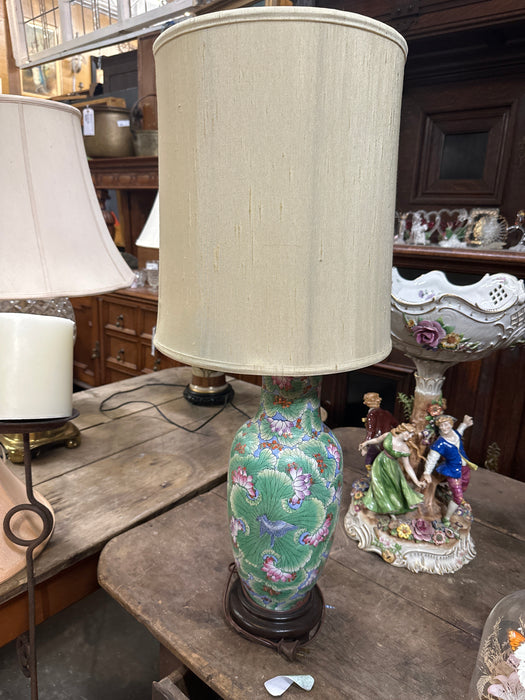 CHINESE FLORAL LAMP