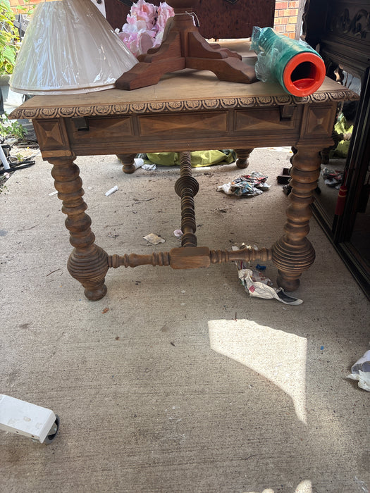 LARGE RAW DRAW LEAF TABLE