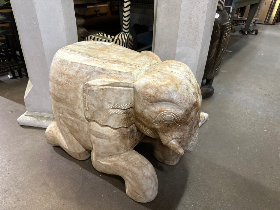 WHITE WOOD ELEPHANT TABLE